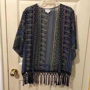 LA Hearts Black Floral Pattern Sheer Fringe Kimono